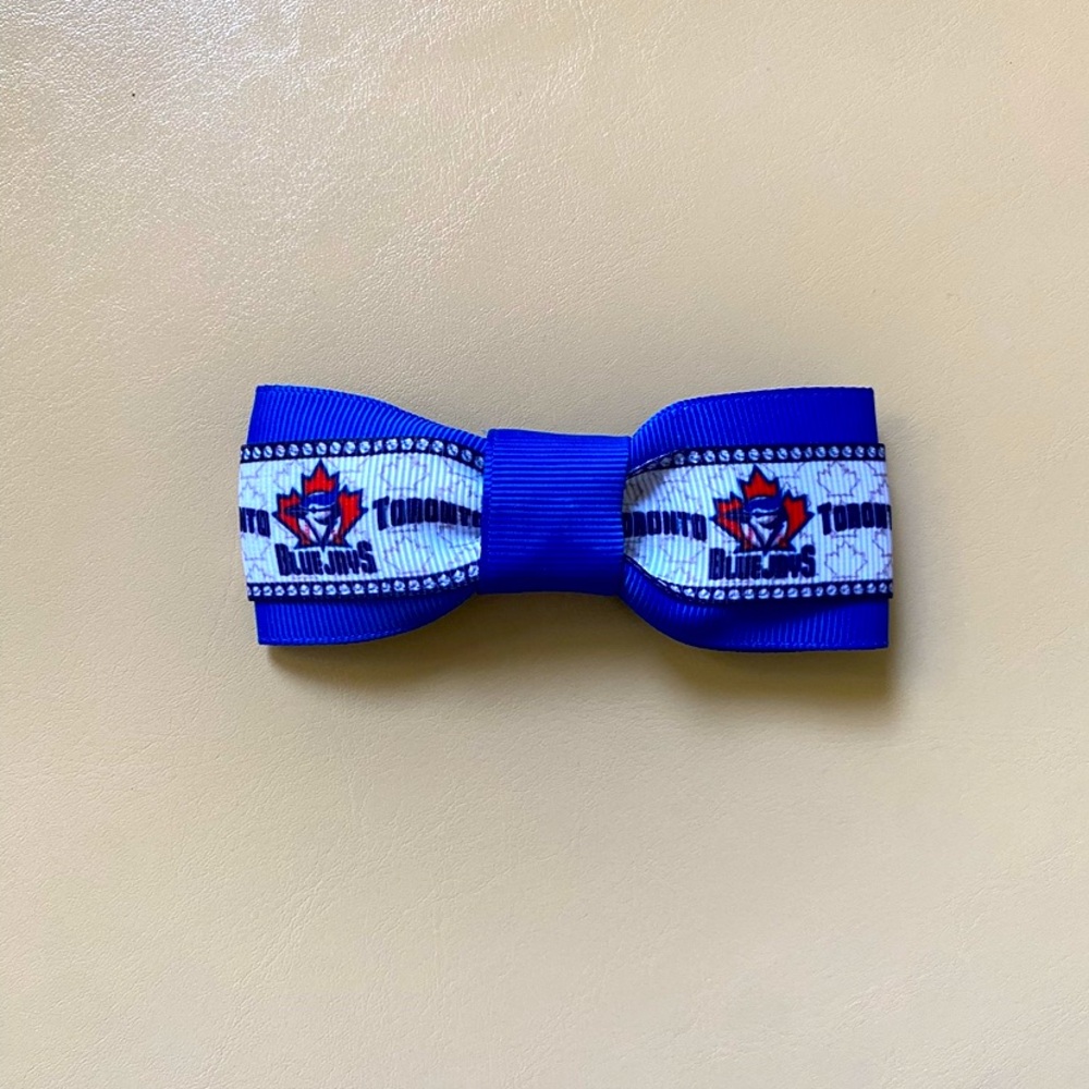 Youth sized bow tie with clip:  Toronto Blue Jays